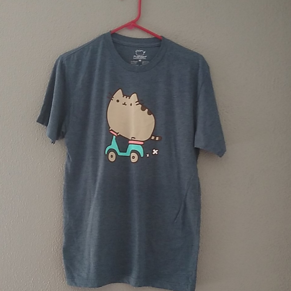 Pusheen shirt